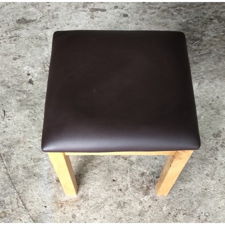Solid Oak : Ghế Đôn Gỗ Sồi Mặt Nệm - Da Pu Đen